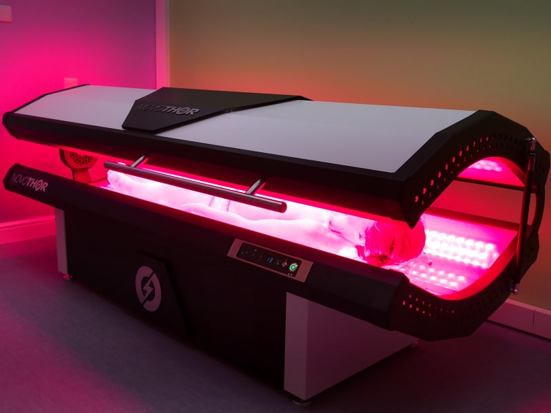 NovoTHOR PBM Therapy Light Bed